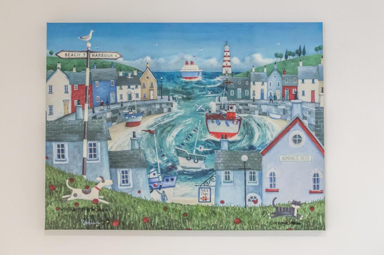 Sea Legs - 2 Bedroom Apartment - Tenby Bagian luar foto
