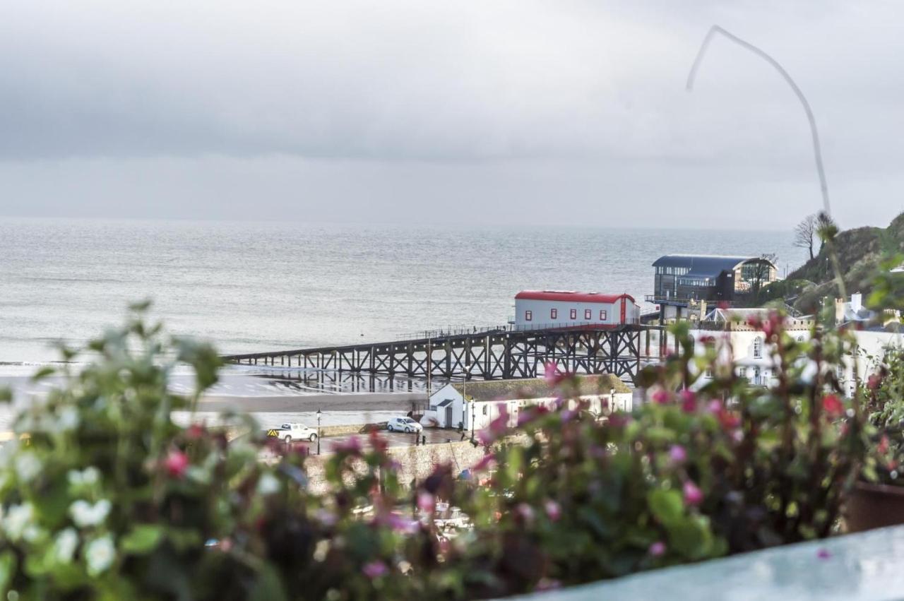 Sea Legs - 2 Bedroom Apartment - Tenby Bagian luar foto